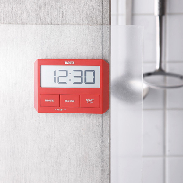 タニタ　ガラスにつくタイマー　レッド