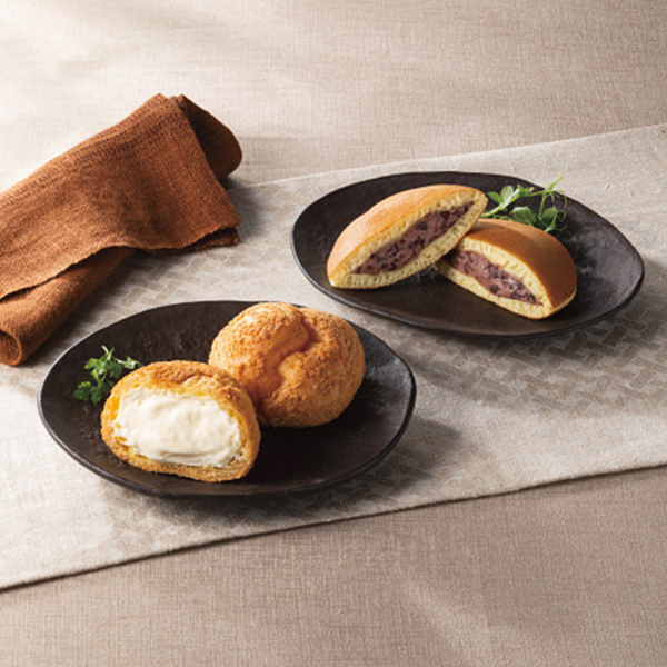 「乳蔵」北海道シュークリームと十勝生どら