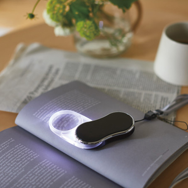 ビクセン　ＬＥＤライト付ポケットルーペ