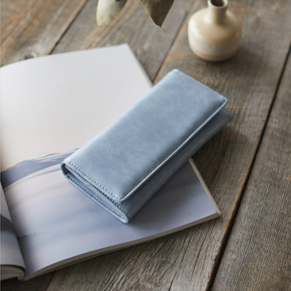 イルムス　長財布　ブルー