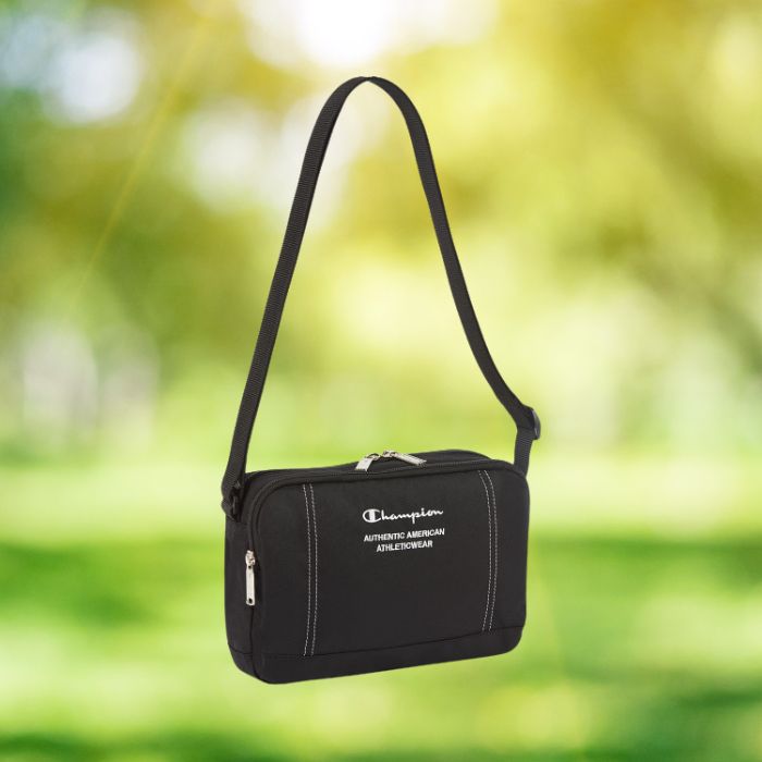 チャンピオン　ショルダーバッグ　ブラック