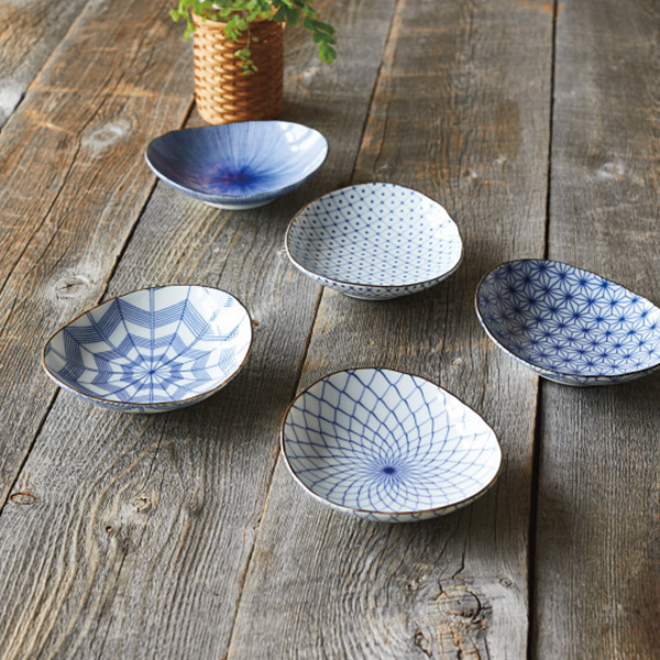 美濃焼　古染絵変り　楕円取鉢揃