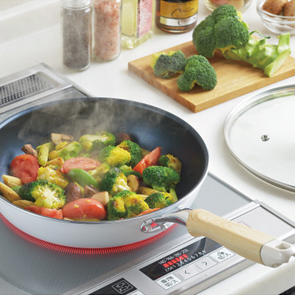 ナチュラプラス　ＩＨ対応ガラス蓋付フライパン（２６ｃｍ）