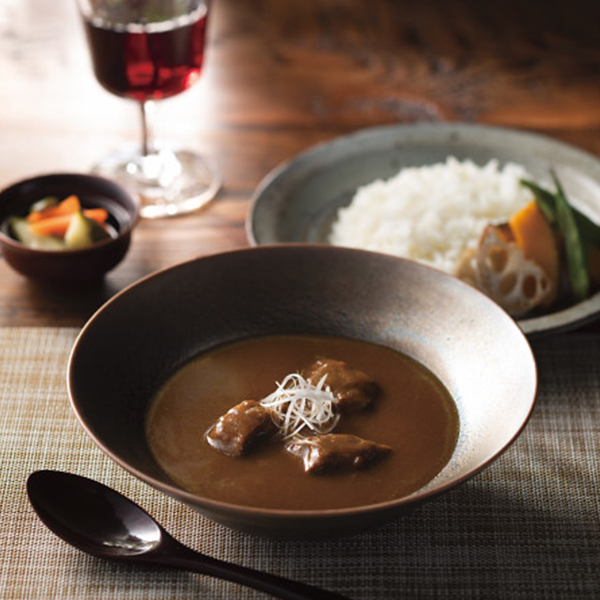 国産牛すじカレー中辛（８食）