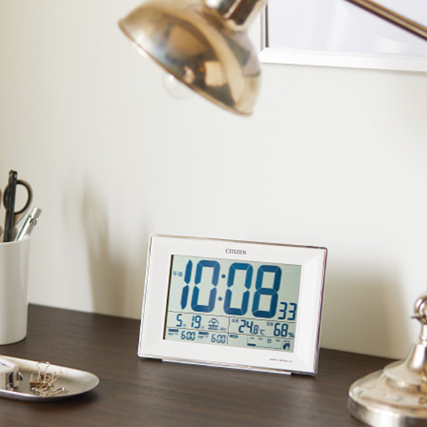 シチズン　電波目覚まし時計　