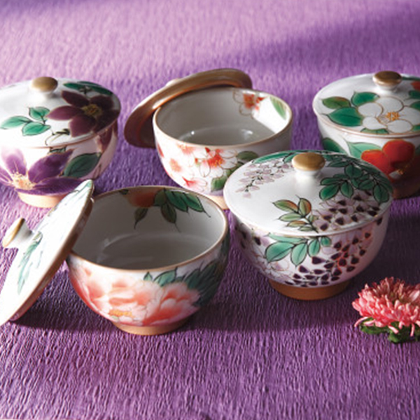 清水焼　富貴五草花　蓋付お茶呑茶碗５客揃