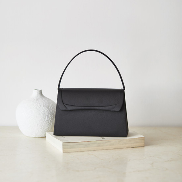 岩佐　フォーマルバッグ　ブラック