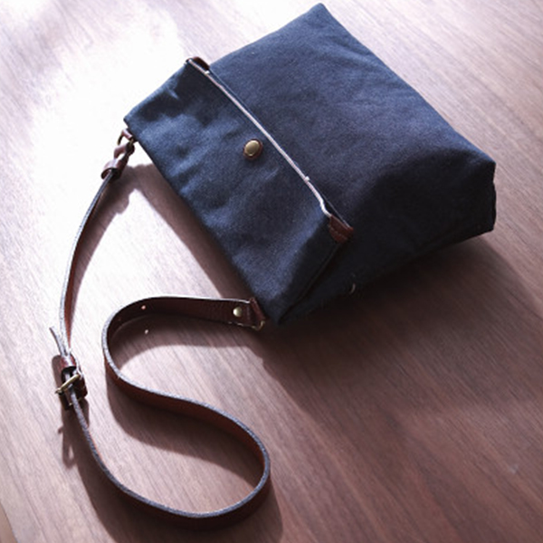 セルビッチ　デニムショルダーバッグ