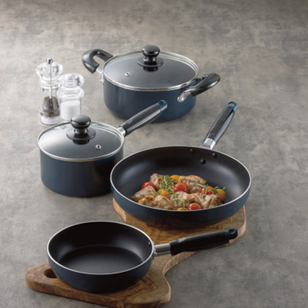 スティージーⅡ　鍋＆フライパン４点セット