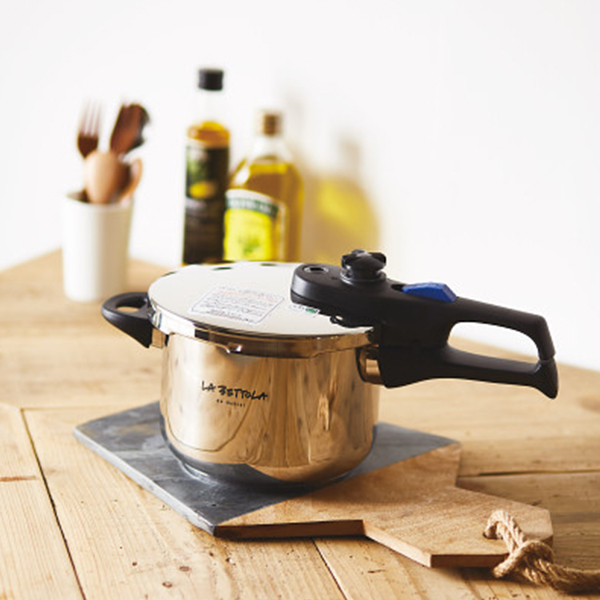 ラ・ベットラ　ステンレス圧力鍋（１８ｃｍ・３．２ｌ）