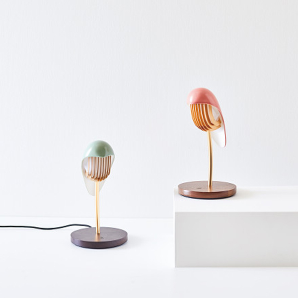 ＬＥＤデスクライト　バード　ブリック