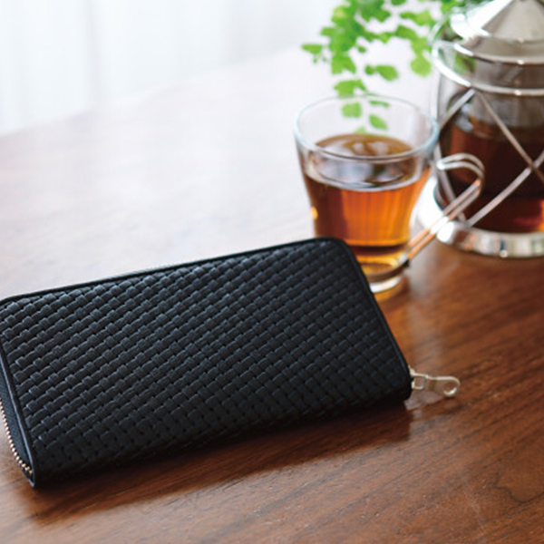 良品工房　日本製牛革型押ラウンド財布　