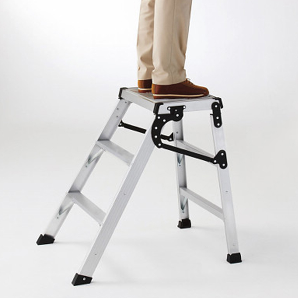 折りたたみ作業台３段