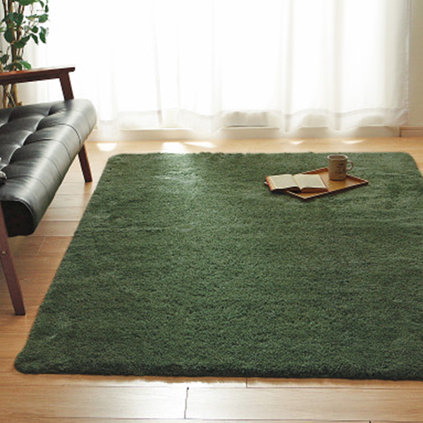 洗えるシャギーラグ　グリーン
