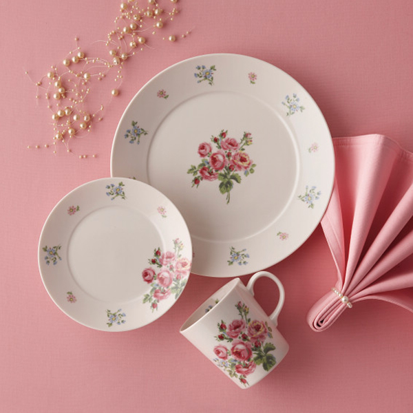 ローラアシュレイ　バンチェッドロージズ　２６ピースセット　