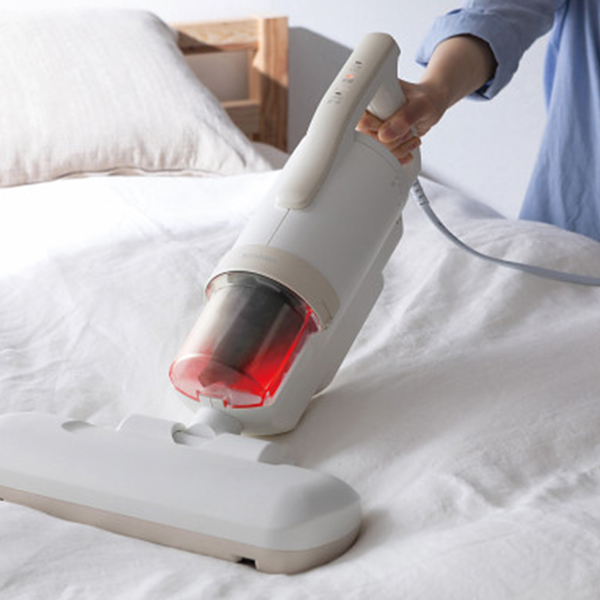 アイリスオーヤマ　布団クリーナーハイパワー