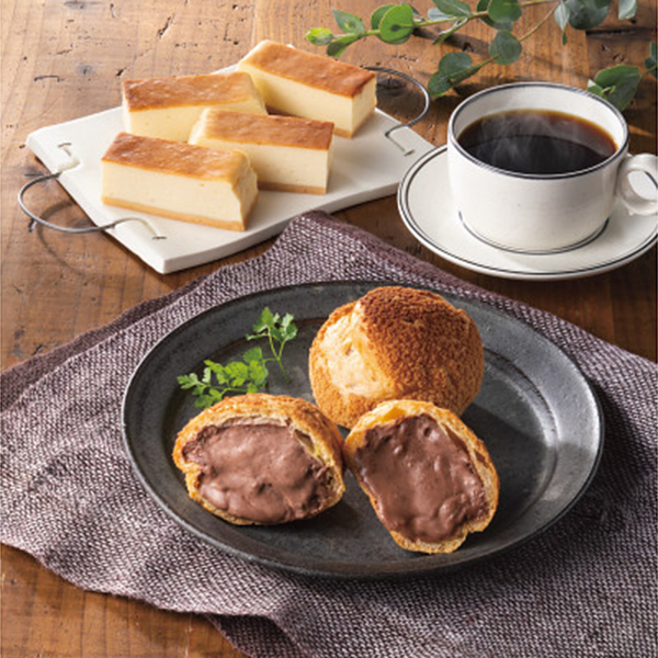 「乳蔵」北海道チーズケーキとチョコシュー