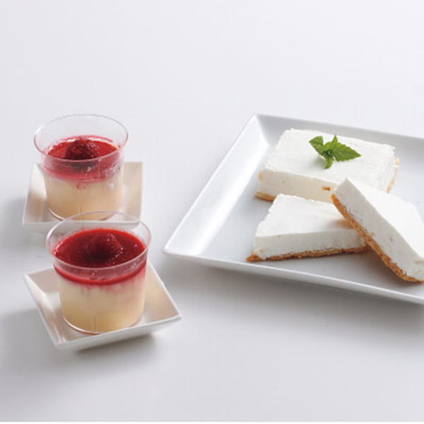 「乳蔵」レアチーズケーキ＆木苺プリン