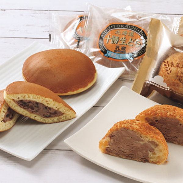 「乳蔵」北海道十勝生どら＆チョコシュー