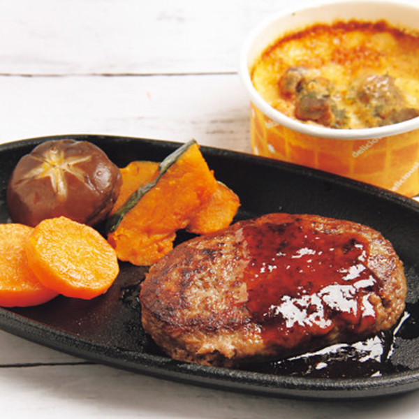 北海道チキンドリア＆十勝清水牛ハンバーグ