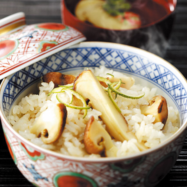 松茸　４００ｇ（５－６本）