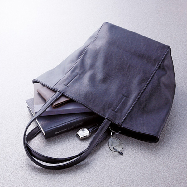 イルムス　トートバッグ　ブラック