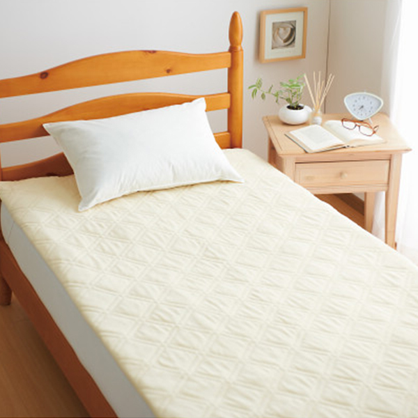 洗えるカバー付低反発敷パット　ベージュ