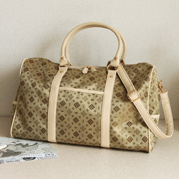 クレアトラベラー　ボストンバッグ　ゴールド