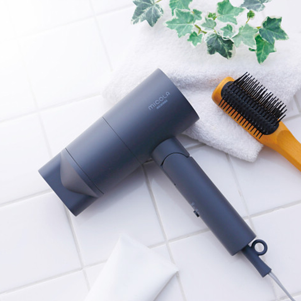 アイリスオーヤマ　イオンドライヤー　ダークグレー