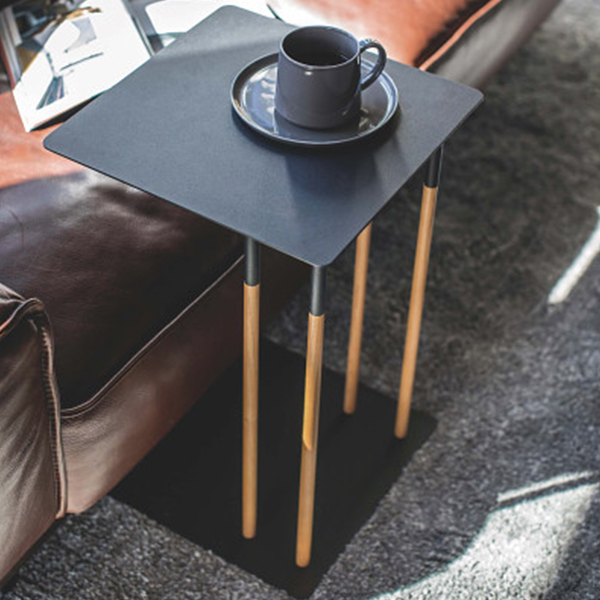 差し込みサイドテーブル　ブラック