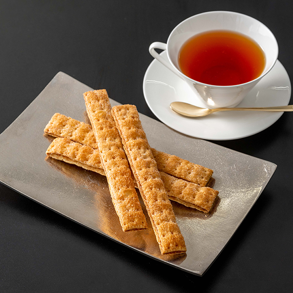 リーガロイヤルホテル　ロングキャラメルパイ１０本