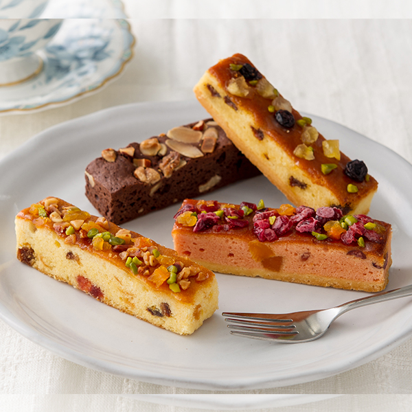 六本木アマンド　ＲＯＰＰＯＮＧＩ　ＣＡＫＥ　ＢＡＴＯＮ＜六本木ケイクバトン＞４本