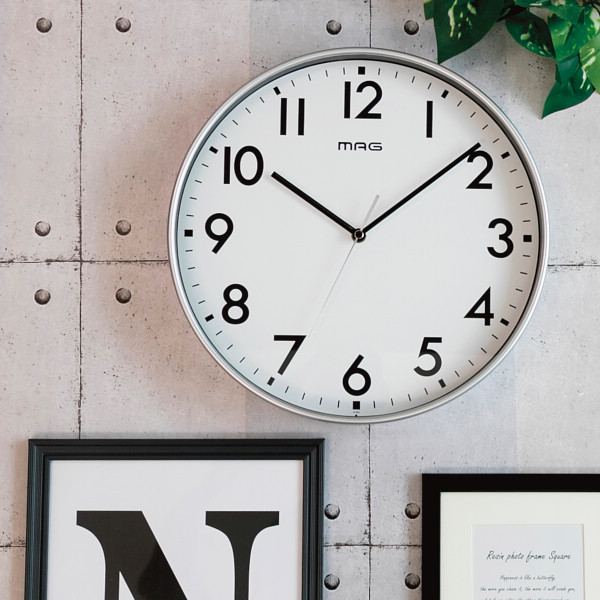 ＭＡＧ　掛時計レオン