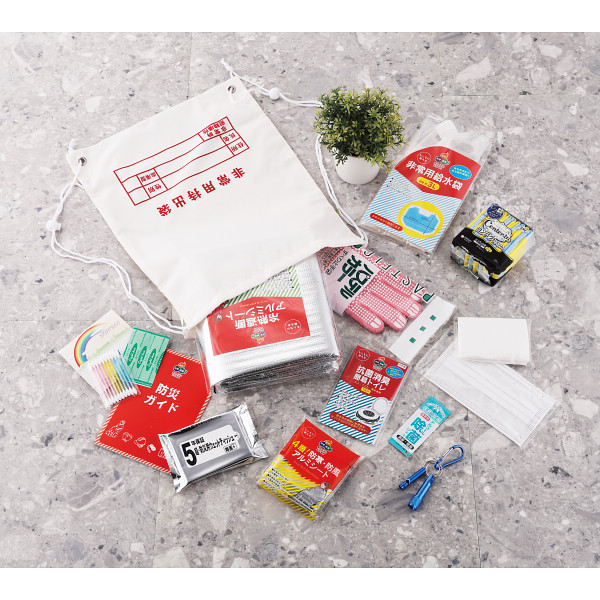 非常用持出袋１５点セット（女性用）