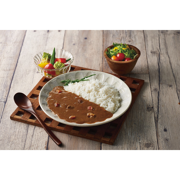 洋食屋のビーフカレー（３０食）