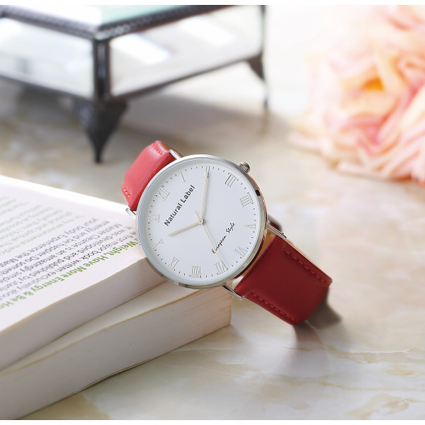 ナチュラルレーベル　レディースウオッチ  レッド