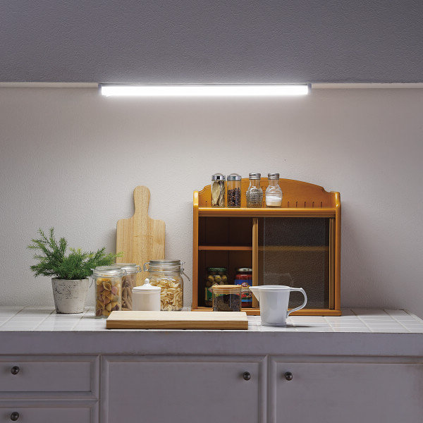 ヤマゼン　ＬＥＤ多目的灯