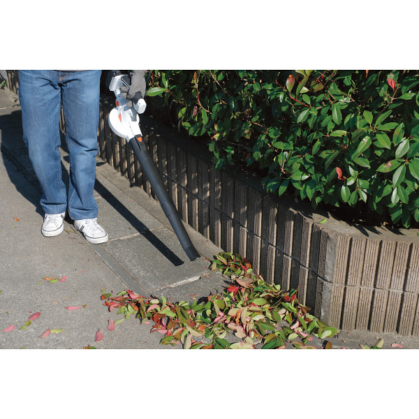 アイリスオーヤマ　充電式ブロワ