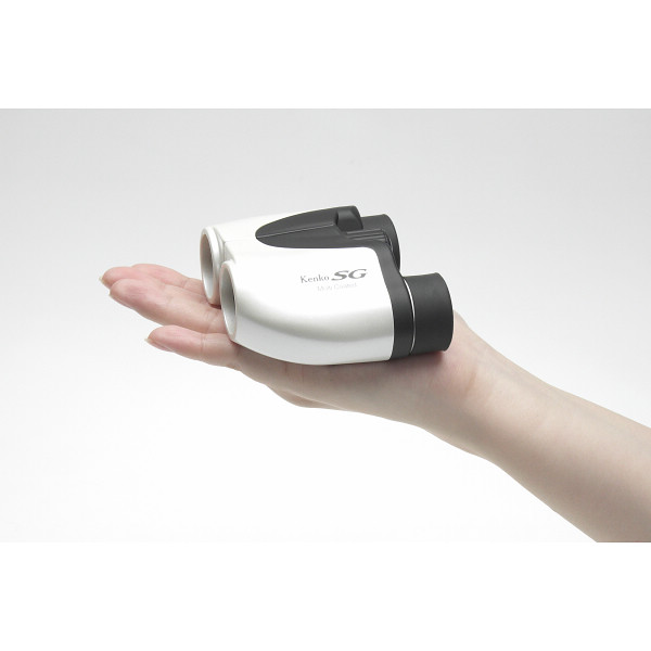 ８倍２０ミリ口径コンパクト双眼鏡