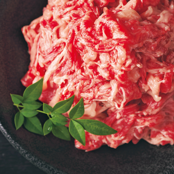 九州産黒毛和牛　肩又はバラ　切り落とし（１ｋｇ）