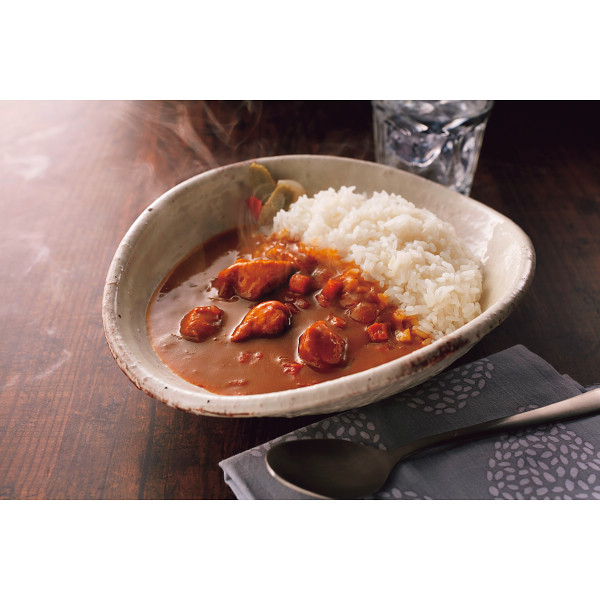 博多華味鳥　料亭のチキンカレー（１８０ｇ）