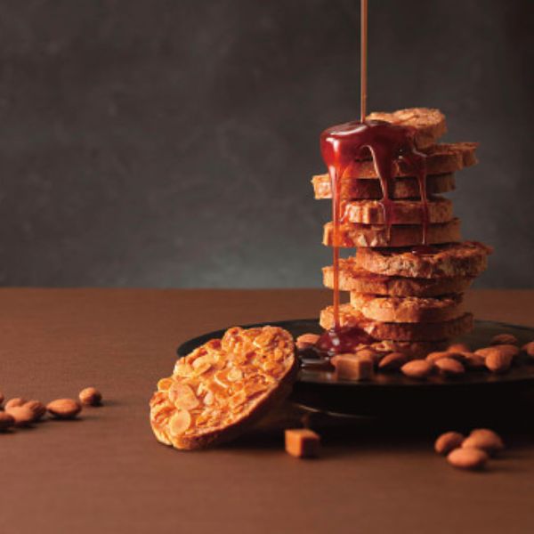 東京ラスク　キャラメルアマンド（８枚）