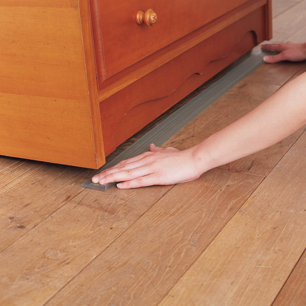 家具転倒防止安定板　ふんばる君１２０