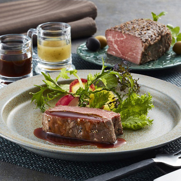 「ＴＥＲＡＫＯＹＡ」監修２種のソースで味わうローストビーフ