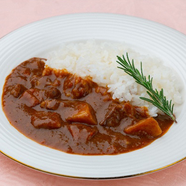 横浜ロイヤルパークホテル監修野菜入りビーフカレー（１８食）