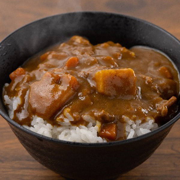 黒毛和牛ちょこっとビーフカレー中辛（計４０食）