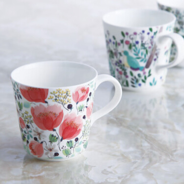 アンナ・エミリア　マグ　A