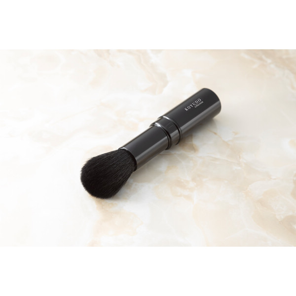 熊野筆　携帯チークブラシ