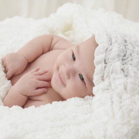 スタジオアリス　撮影優待券　デザインフォト１カット（フレーム付）