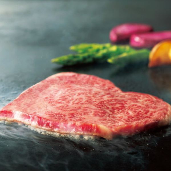 神戸牛　肩ロース　ステーキ用（計８００g）